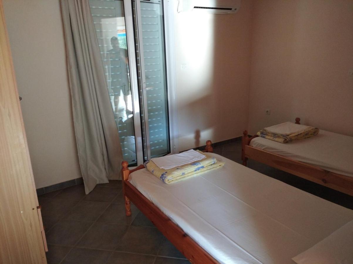 Villa Aggeliki House 3 à Kómboi Extérieur photo